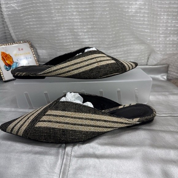 (Z1) Zara women's flat mules, size 39/8 US, ivory black, with shiny stripes - Picture 3 of 13